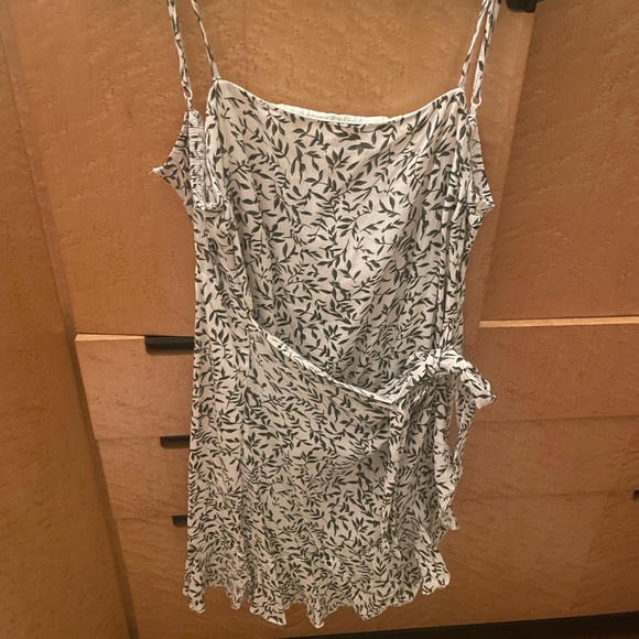 Princess Polly Olive Garden Mini Dress - Picture 2 of 2